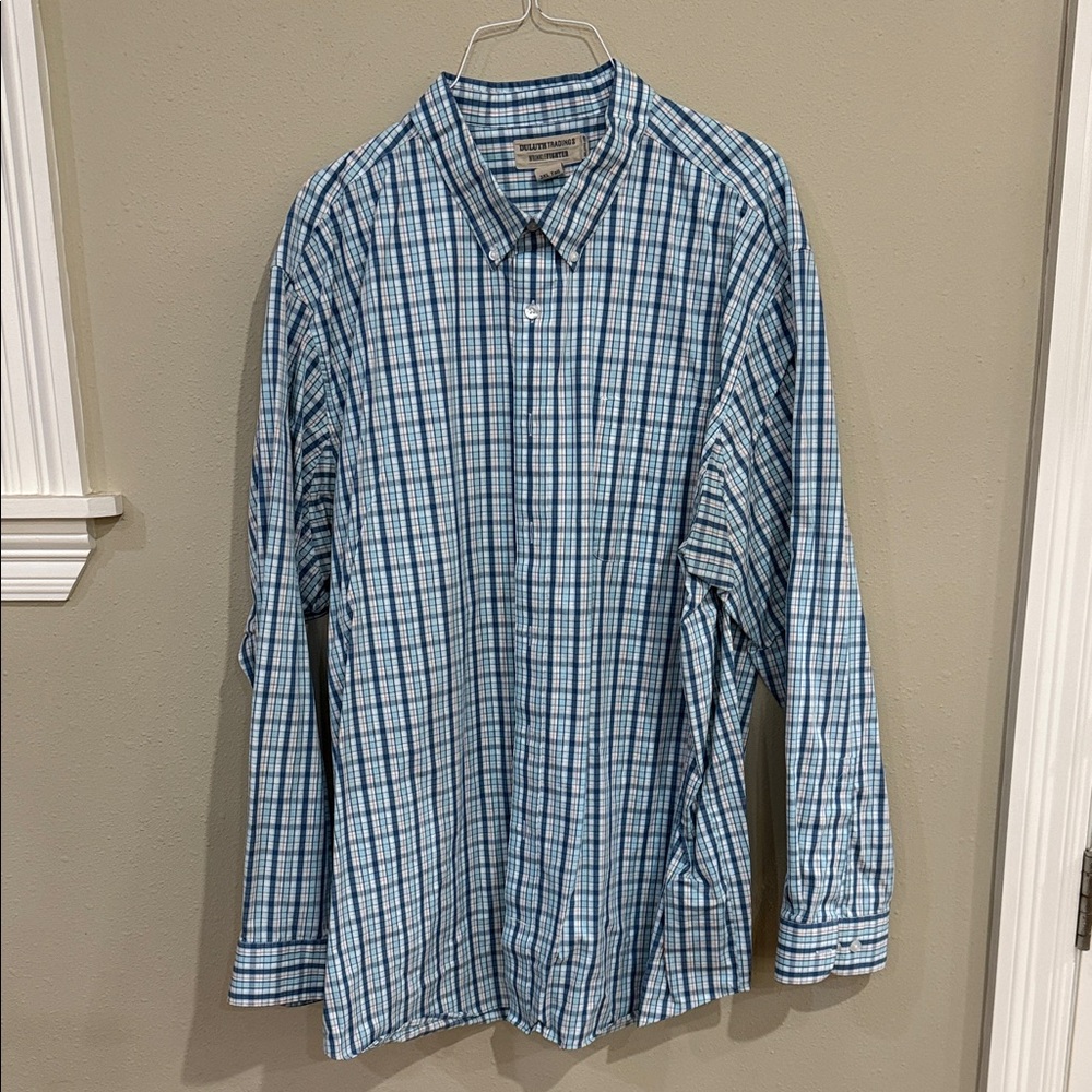 Duluth Trading Co Blue and White Checkered Men's Shirt
